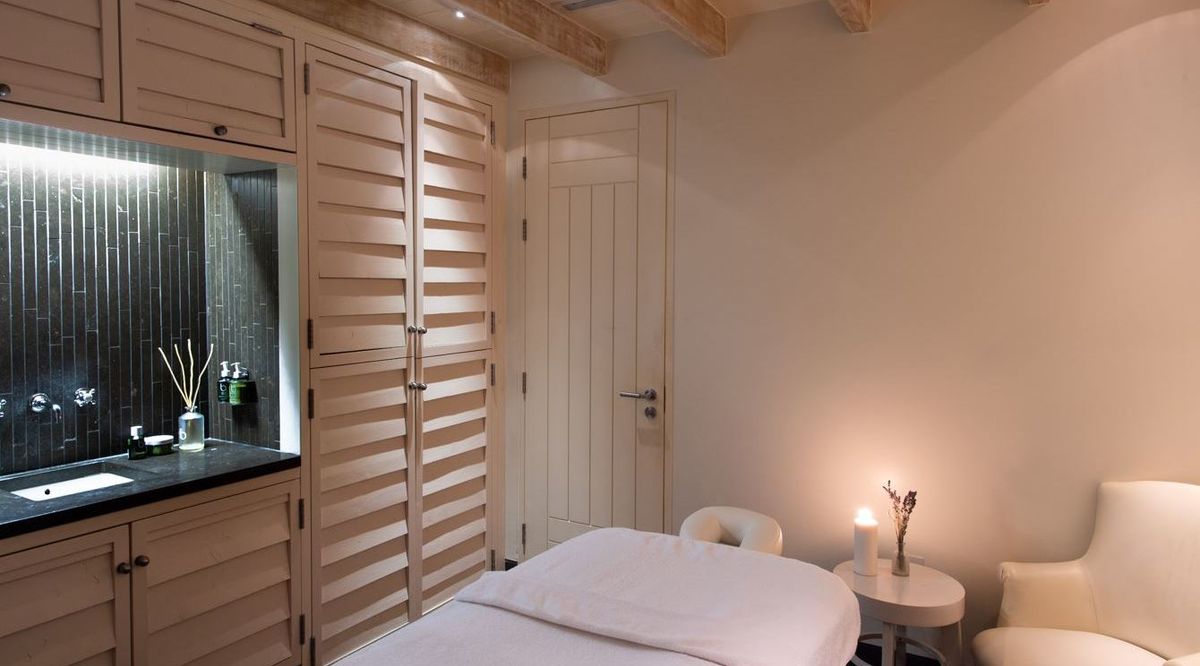 Herb House Spa Treatment Voucher Lime Wood